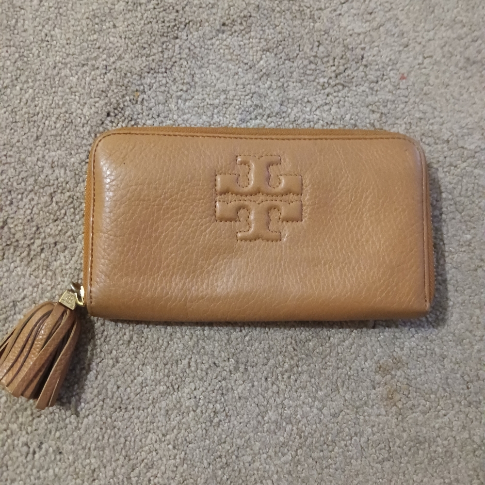 Tory burch